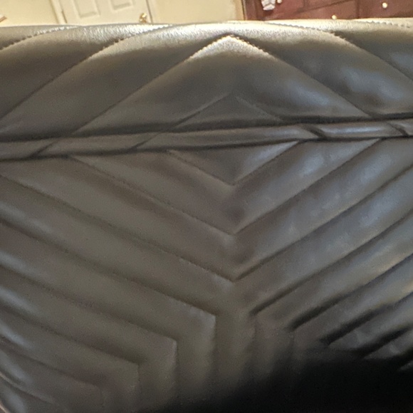 Brand NEW YSL - Picture 4 of 4